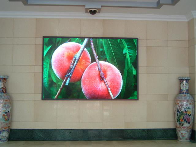 Buy Full Color P5 Indoor LED Video Wall 320*160mm Module VGA High Contrast at wholesale prices