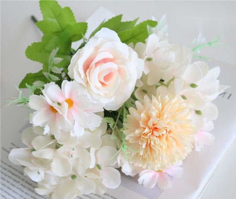 Rose Artificial Plastic Flowers Silk Hydrangea Arrangement OEM