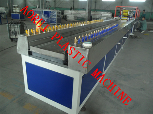 WPC Cabin Partition Plastic Profile Production Line , Bench Profile Machine