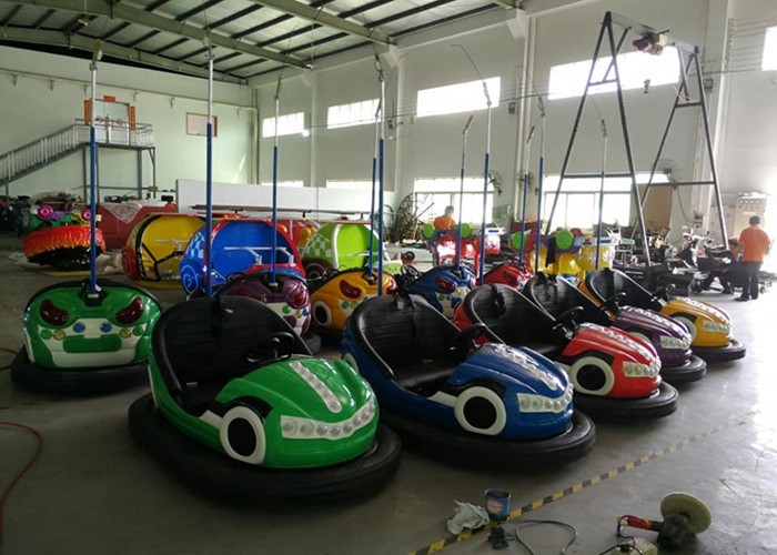 Quality Sky Net Model Kiddie Bumper Cars Green / Red / Blue / Yellow Color For Theme Park for sale