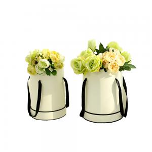 Quality ODM Welcome Handmade Flower Bouquet Boxes , Round Flower Hat Box With Ribbon Handle for sale