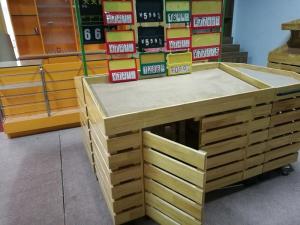 Quality Solid Wooden Retail Display Shelves / Wooden Merchandise Displays for sale