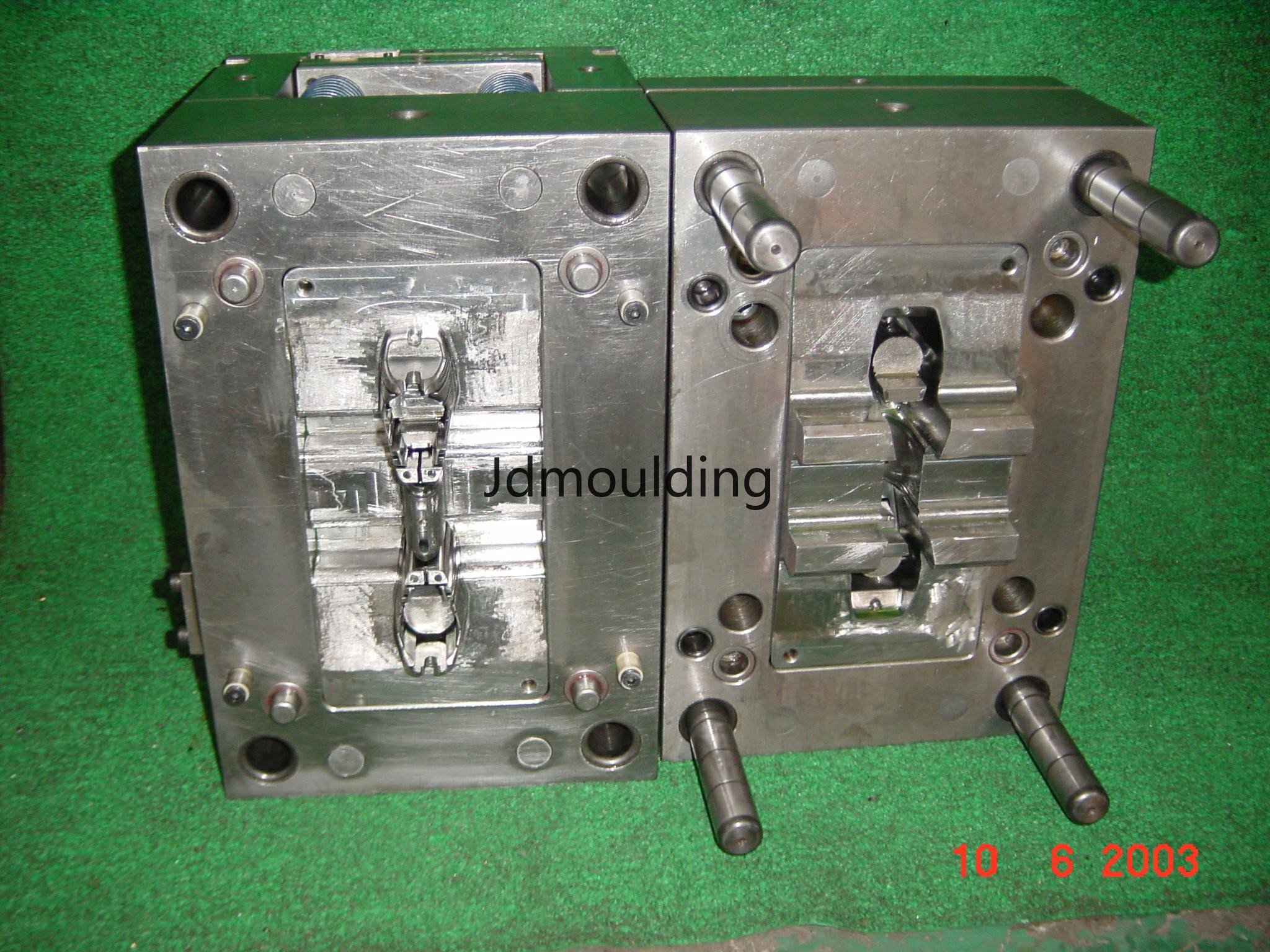 Quality S136 1.2344 HASCO LKM High Precision Mold Canister Texturing Mould for sale