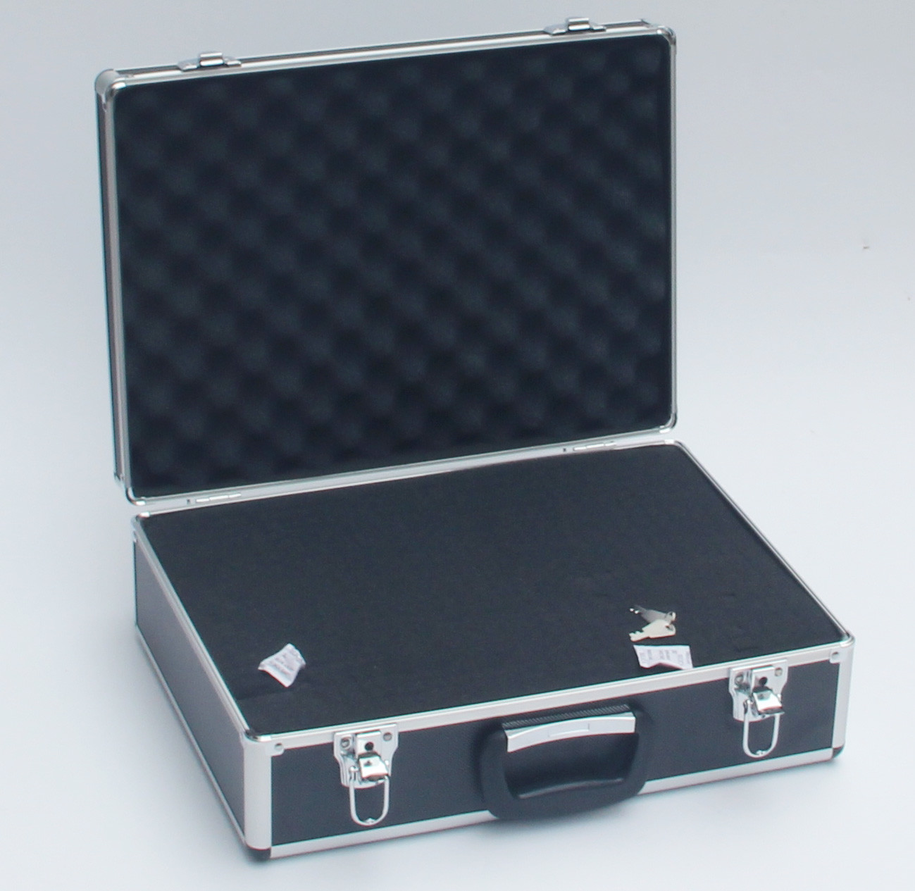 Quality Waterproof Custom Aluminum Cases , Durable Big Space Aluminium Hard Case for sale