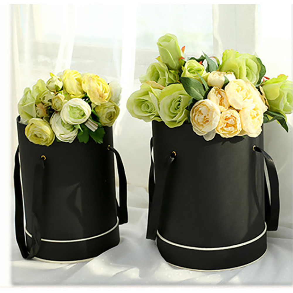 Quality Cylindrical Black Hat Box Bouquet Customized With Lid And Handle for sale