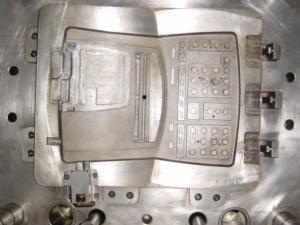 Quality CF GF Traceless Plastic Injection Mold Design 300000 Shots for sale
