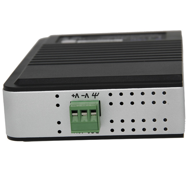 Quality Plastic industrial unmanaged ethernet switch with Reverse Polarity Protection for sale
