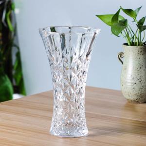 China Fined Fire Polishing Clear Flower Vase 25cm 9 Inch Tall With Diamond Cut Pattern on sale