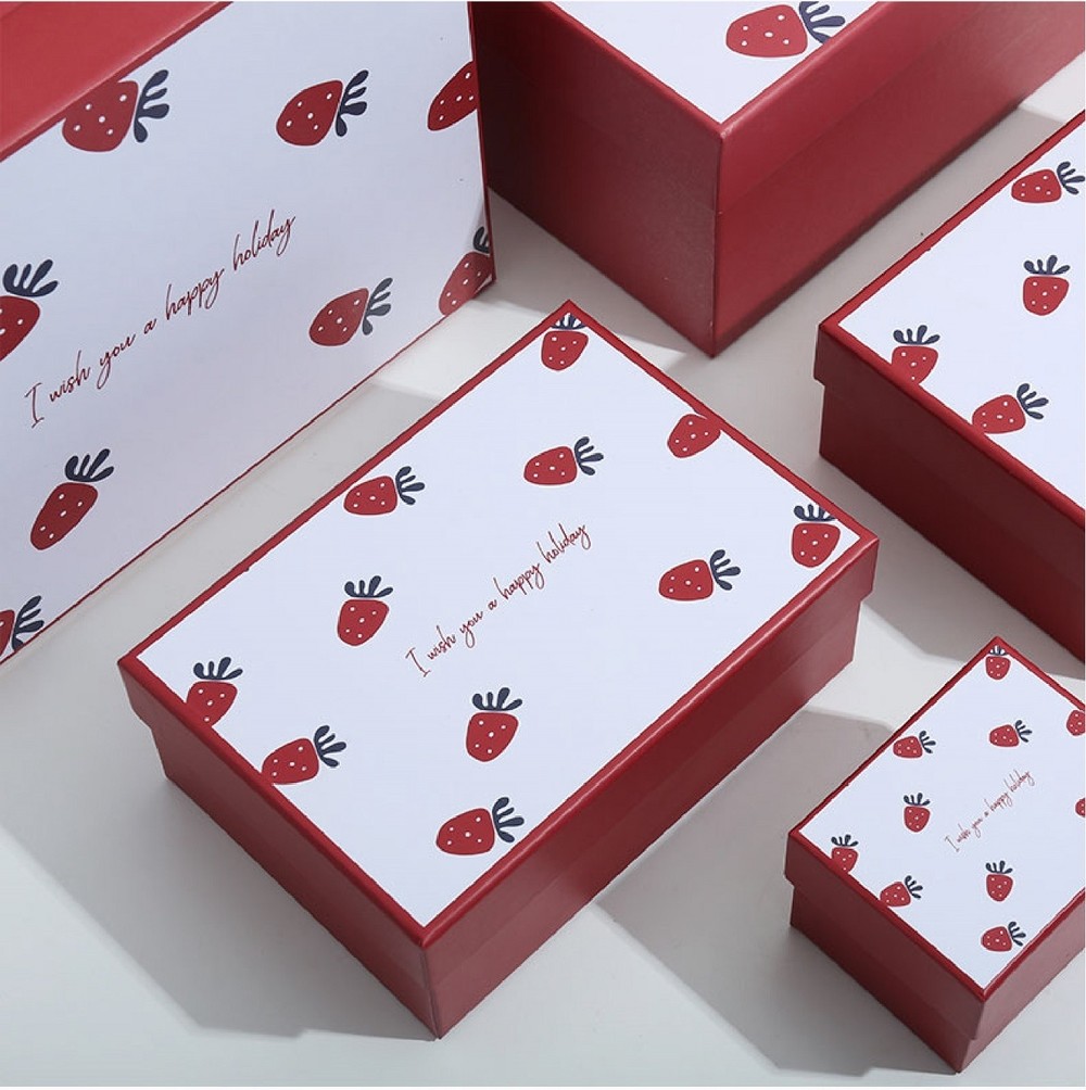 Quality Strawberry Pattern Lipstick Luxury Gift Box Packaging For Valentines Day for sale