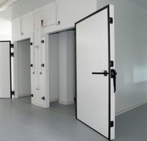 Quality 50cbm 15tons Insulated Doors Cold Room With Energy Saving for sale
