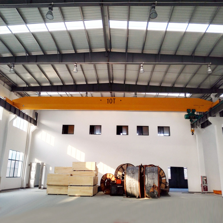 Quality Foundry Euro 10T Single Girder Overhead Crane Compact Structure for sale