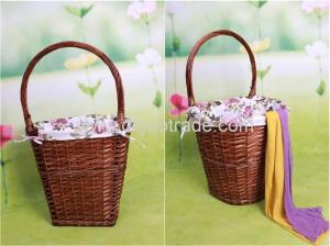 Handmade wicker picnic basket storage basket fruit basket