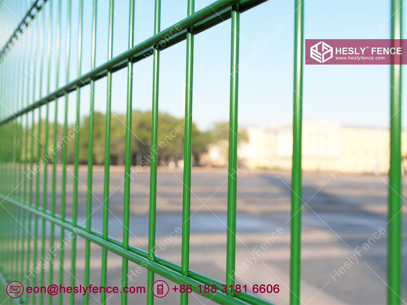 656 double wire panel fence