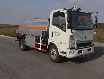 Buy Sinotruk HOWO7 High Pressure 4000 Gallon Water Spray Truck , LHD 6X4 Construction Water Tank Trucks at wholesale prices