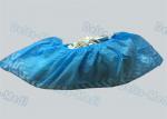 Non Woven Non Skid Disposable Surgical Shoe Covers Blue Color 15 x 40cm