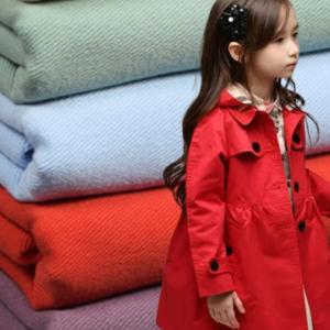 China Azo Free 100% Cotton Twill Fabric For Spring Uniform Wind Coat  21SX21S 108X58 210GSM on sale