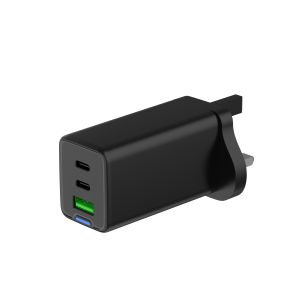 Universal UK Power Adapter Stay Connected Across the Pond with 5V Output Voltage