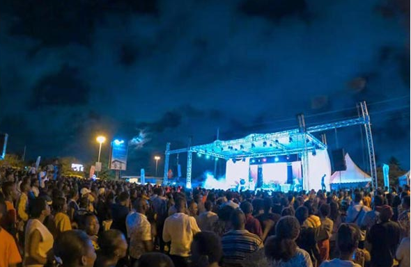 ARE Audio Outdoor Line Array Dual 8 Inch PA System Professional Audio System Line Array Portable Line Array