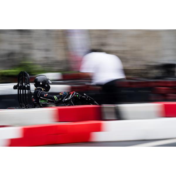 3000w Indoor Racing Electric Go Karts 32km/H Servo Motor Belt Drive 540w/H