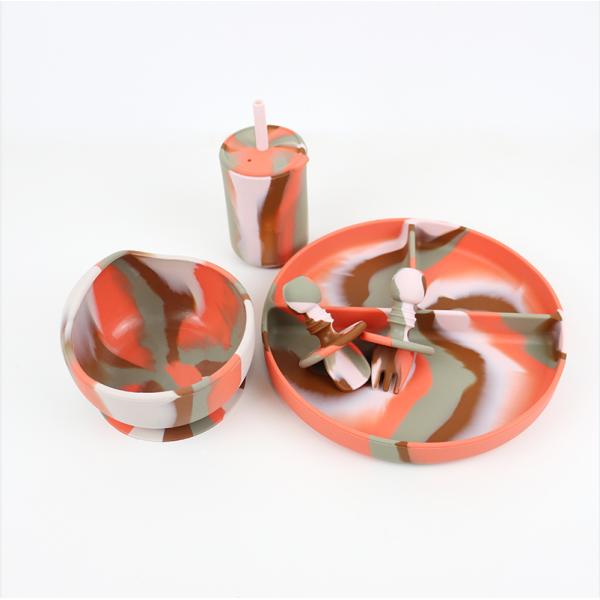 Beautiful Gradient Colors Silicone Dinner Set Anti Slip Unbreakable silicone suction plate bowl food set