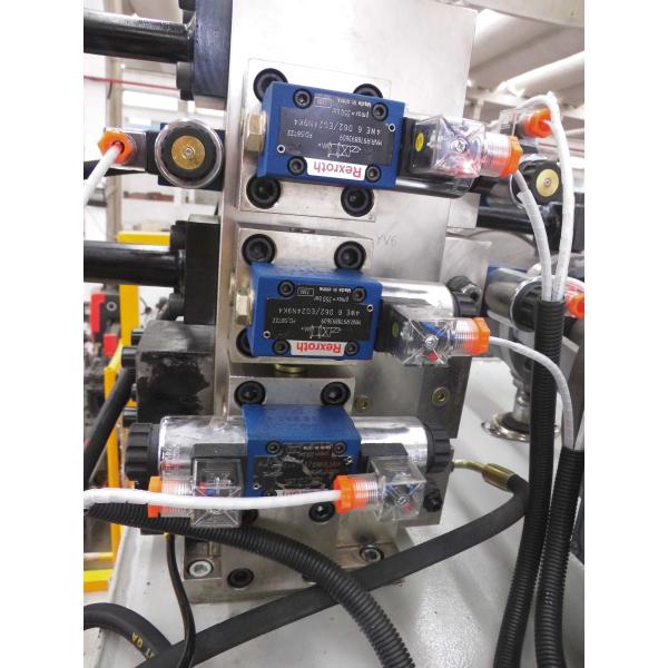 Four Pillar 200T Deep Drawing Press Machine For Kitchen Utensils