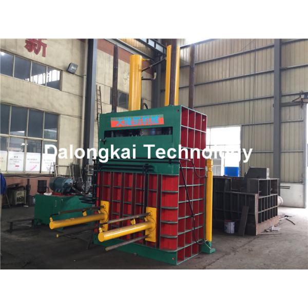 Small Power Vertical Baler Machine Manual Operation for Different Kinds Material