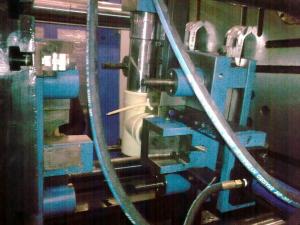 Quality Servo Type PVC Injection Moulding Machine for sale