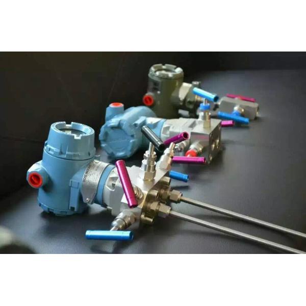 SS304 Pressure Transmitter Manifold High Pressure 3 5 Way