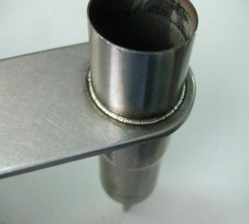 Max Laser Source Bearing 6 Axis Robot Arm 1500W Fiber Laser Welding Machine for Easy Operation and Industrial Welding