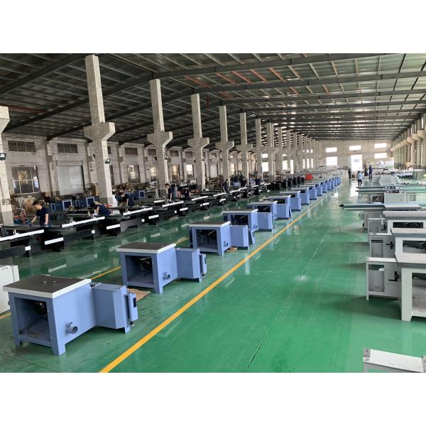 Woodworking Machinery Automatic Edge Banding Machine with 380V Voltage 4100x800x1560mm