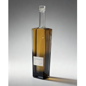 Quality 700ml Square Whiskey Glass Bottle -Customization, Super Flint Glass Bottle, Australian Whiskey for sale