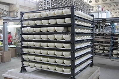 Shock Resistance Refractory Pillar 1350C Temperature Corrosion Oxidation Resistance for Kiln Support
