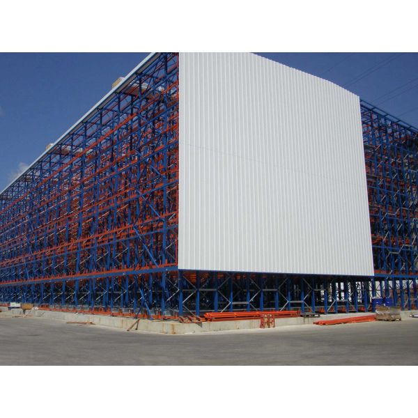 Self Supported Industrial Racking And Steel Storage Systems Height 10-30M