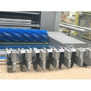 Industrial Bread Maker Machine , Bread Making Equipment With Feeding Solution