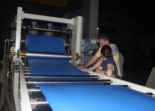 Colorful Pp Sheet Extrusion Machine Stationery Decoration Print Plastic Sheet Extrusion Line
