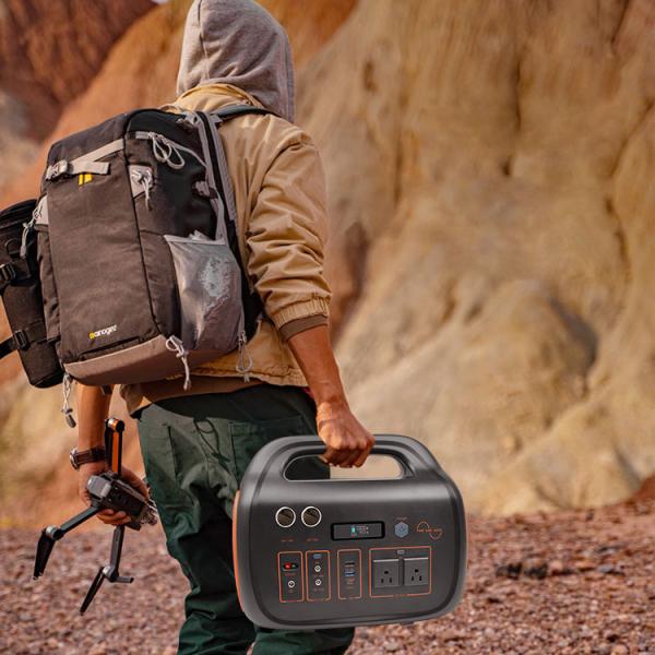 Fast Charging Portable Power Station For Cell Phones Laptop Computers 200V 110V 1000W 24V 42Ah