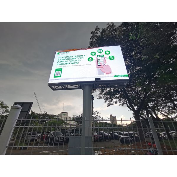 Outdoor p10 Full Color LED Display with constant driving mode to maintain stable image and reduce flickering during continuous operation