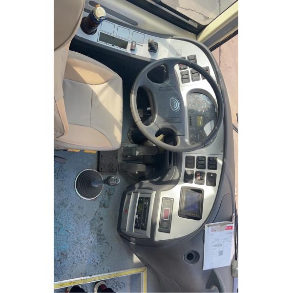 Left Hand Drive Second Hand Buses Manual Transmission Euro 4 Emission Standard Promotion