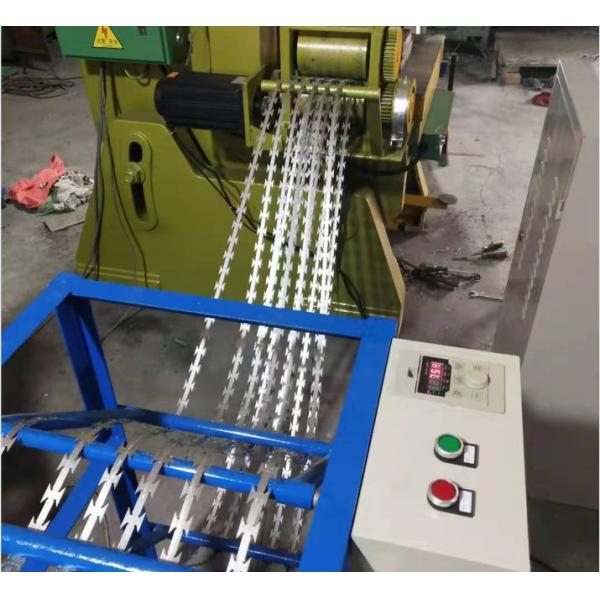 Squeezing Wheels CE 7.5kw Razor Barbed Wire Machine