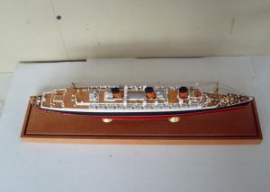 China Scale 1:900 High End Queen Mary Model , Handcrafted Model Ships For Anniversary Collection on sale
