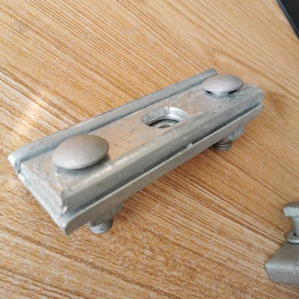 Q235 / Malleable Iron Power Line Fittings Guy Wire Clamp With Box Packing