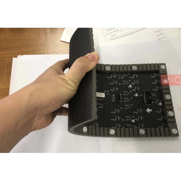P2.5mm Flexible LED Display Modules Lightweight High Brightness and Versatile for Creative Stage and Exhibition Installations