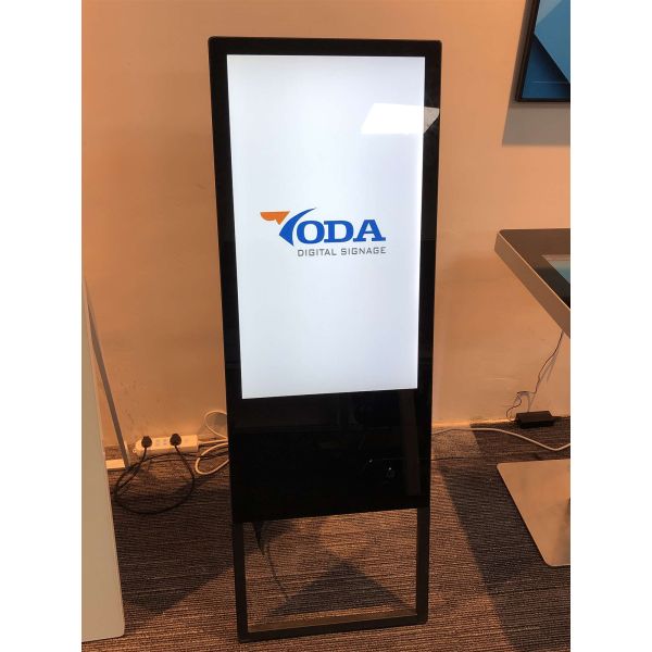 Free Standing Portabl Digital Signage Media Player 49 Inch HD