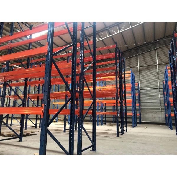 Heavy Duty Drive In Pallet Rack System Steel Q235 Material Corrosion Protection