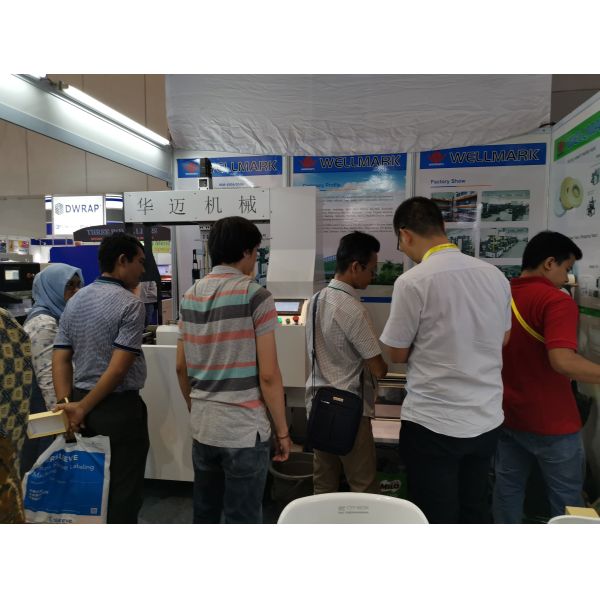 Cell Phone Box Wrapping Machine / Rigid Box Forming Machine