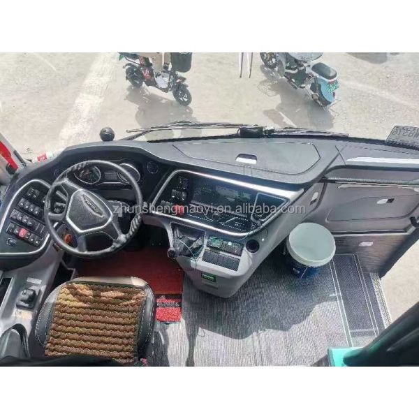 Left Hand Driver Diesel ZK6122 Bus with Manual Transmission 4 Emission Standard