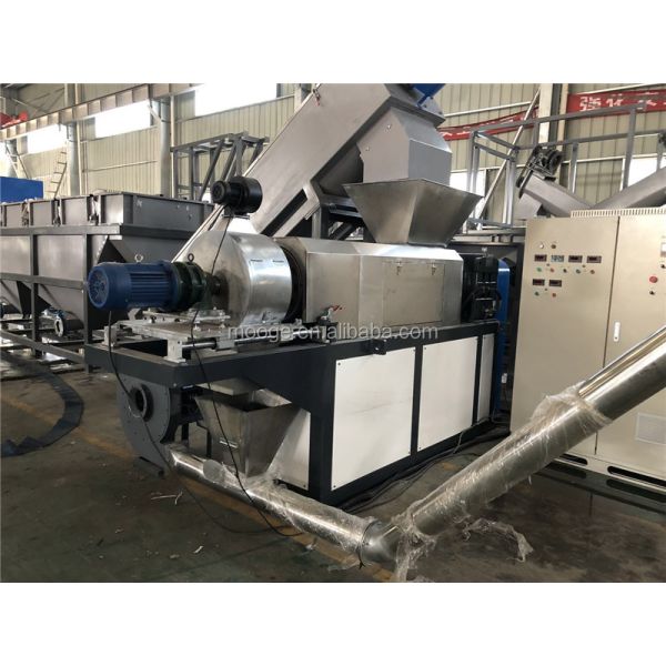 Squeezing Extruder Milk Bag Recycling Machine 1000kg/H PP Woven Bag Recycling Machinery