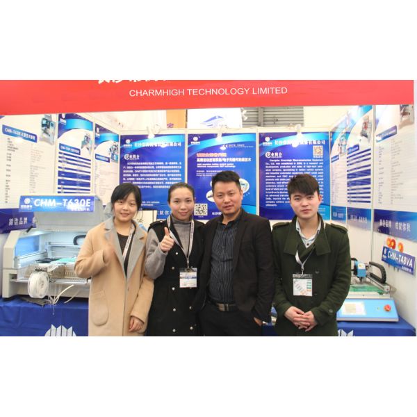 4 Heads 60pcs Feeder CHMT560P4 Yamaha Pneumatic Feeders Charmhigh SMT Pick And Place Machine