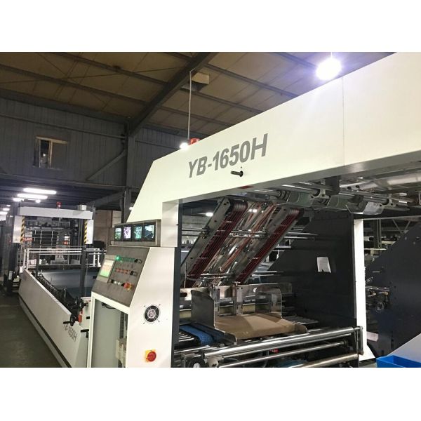 Full Servo Control Auto Flute Laminator Machine 30KW High Speed Stable Running