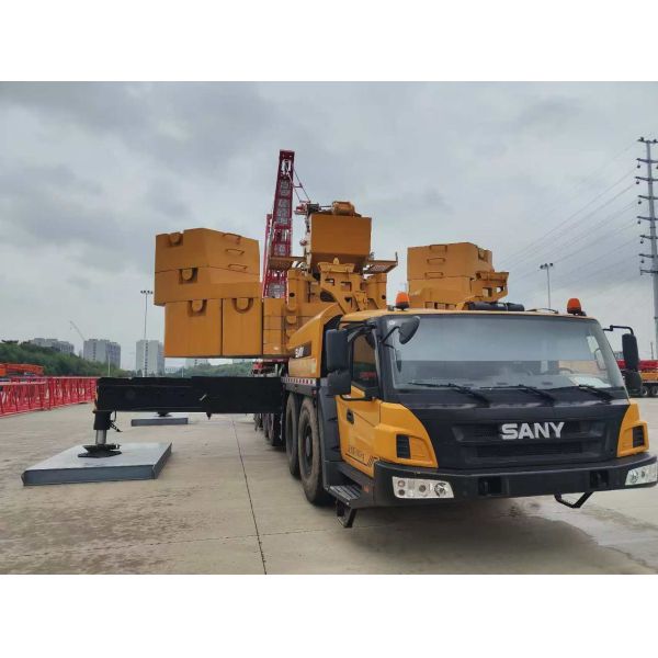 2020 Sany SAC4500T Crane 84m Main Boom 42m Jib 142t Counterweight 4261h Running Time Used Excellent Working Condition
